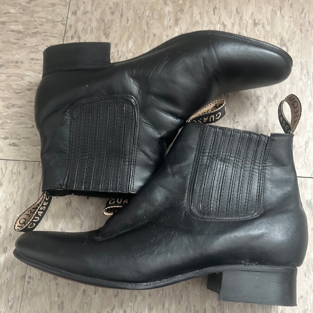 Mens leather boots made in mexico size 7/7.5 in men